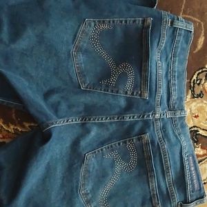 Slim Fit R&R Berlin low rise dark denim  size 12 M, great shape.